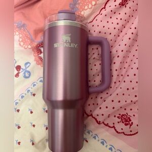 Stanley purple and pink combo—selling together